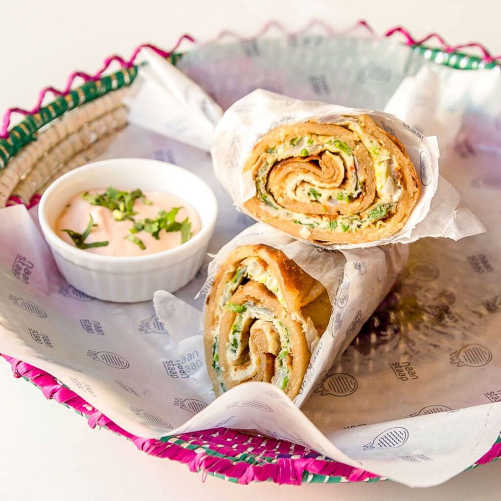 Anda Paratha Roll